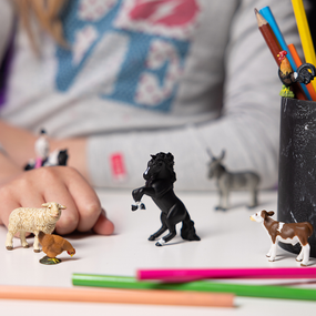 Mini PLUS Ferme (Tube, 12 pcs) Papo en PVC, Collection MINI PAPO, jouet éducatif idéal pour enfants